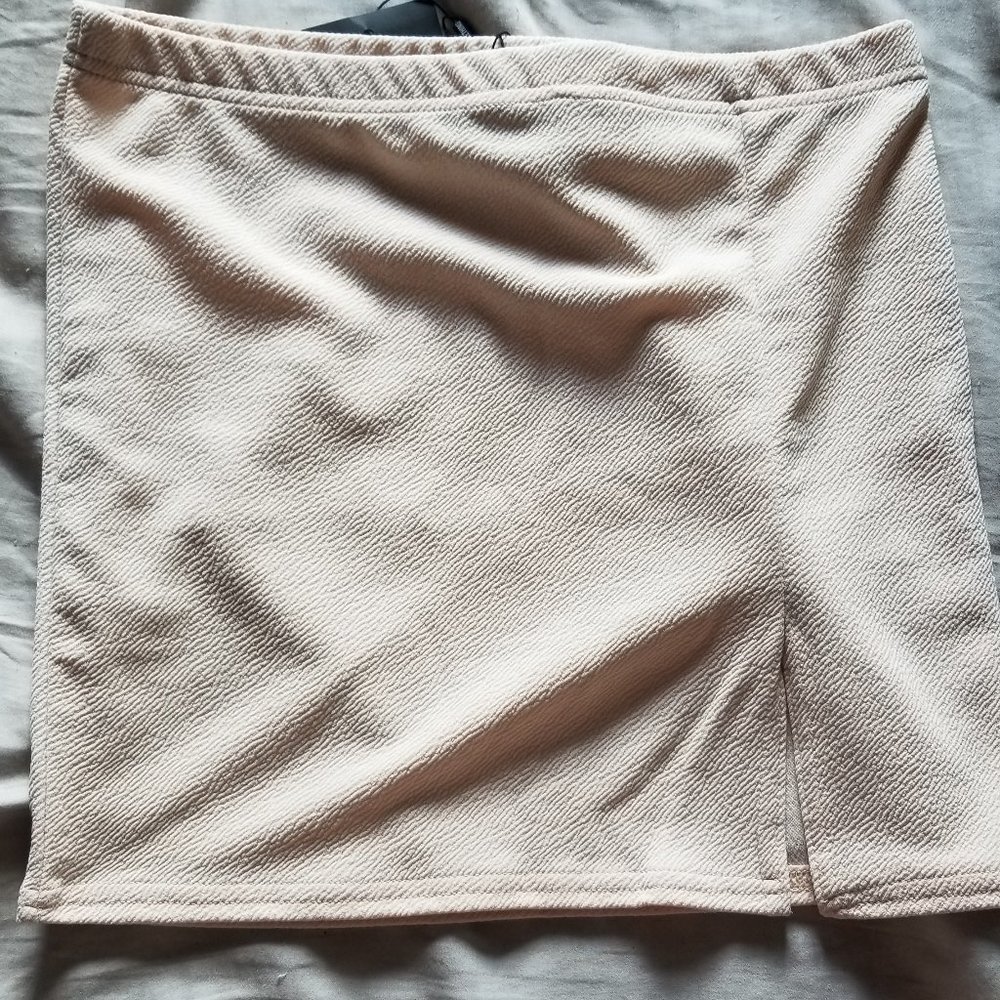 Cream mini skirt